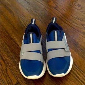 Athletic Works Boys blue slip on athletic shoes